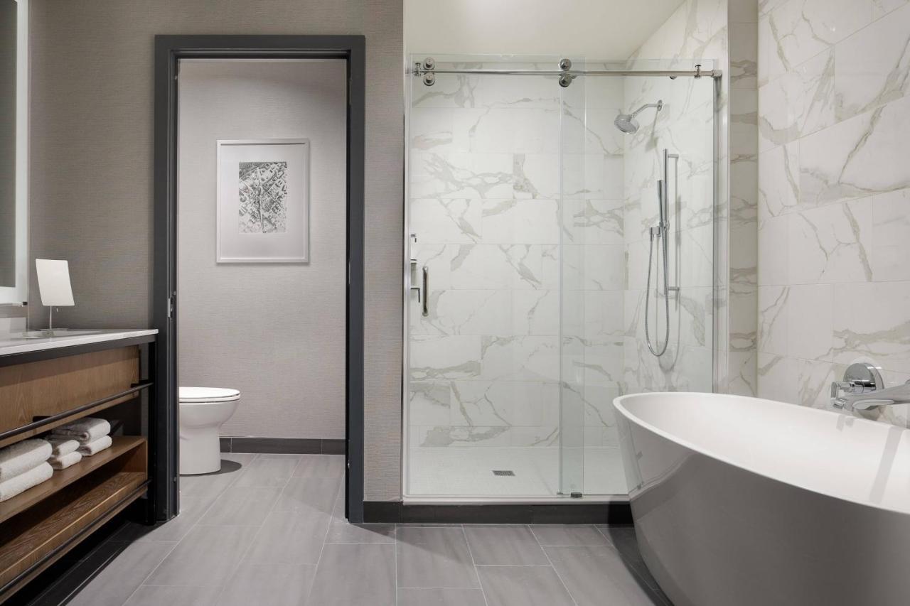 Marriott Dallas Uptown Bagian luar foto