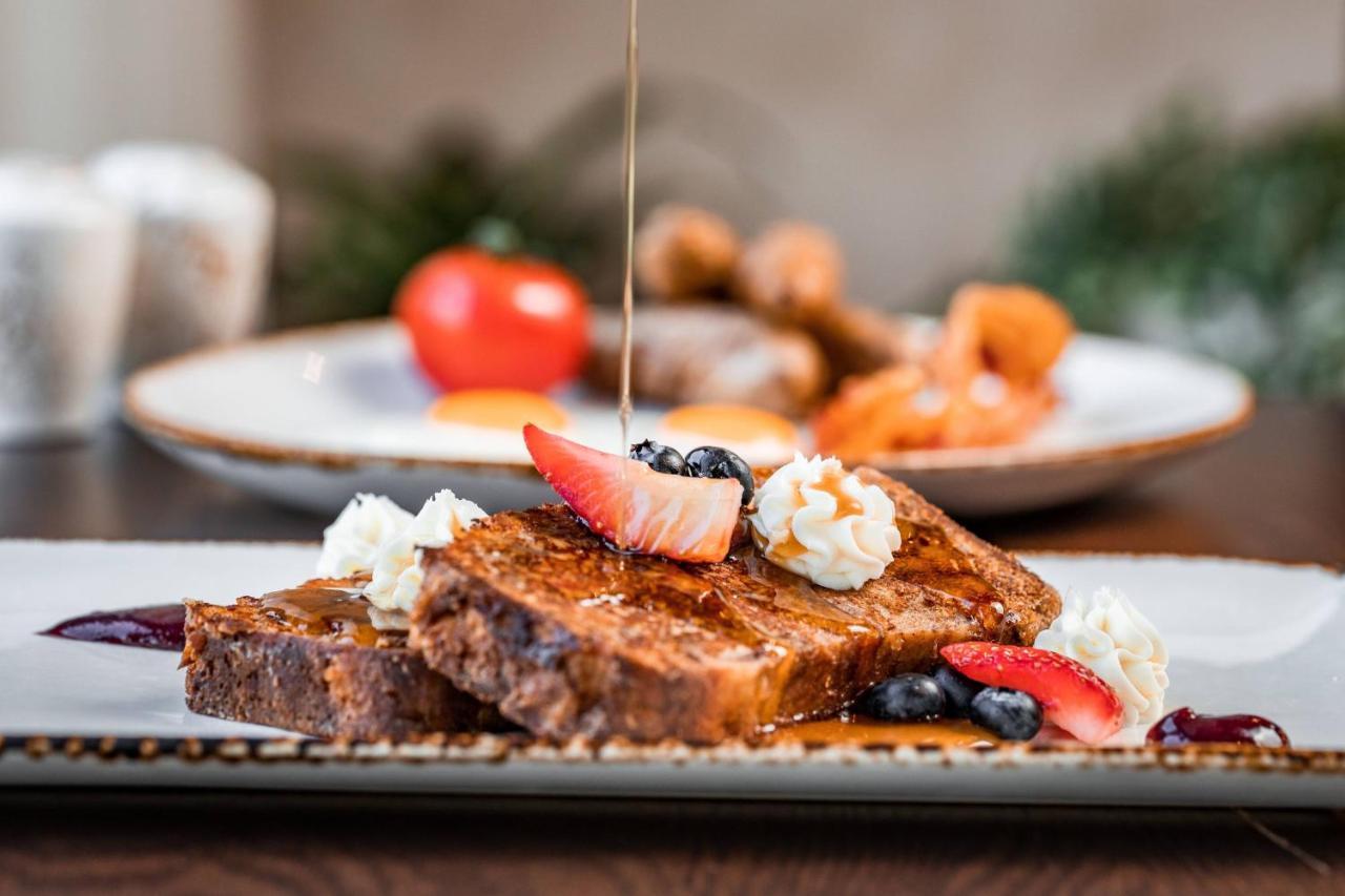 Marriott Dallas Uptown Bagian luar foto