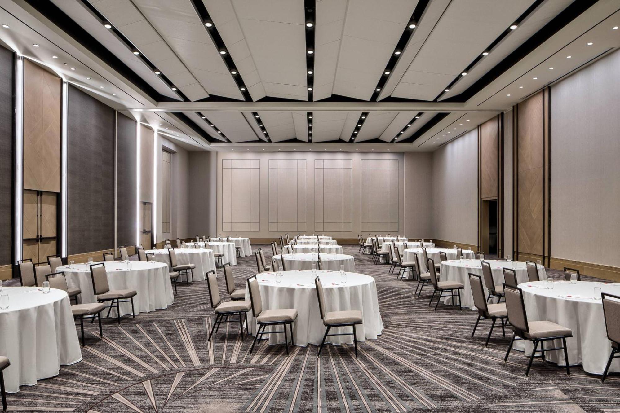 Marriott Dallas Uptown Bagian luar foto