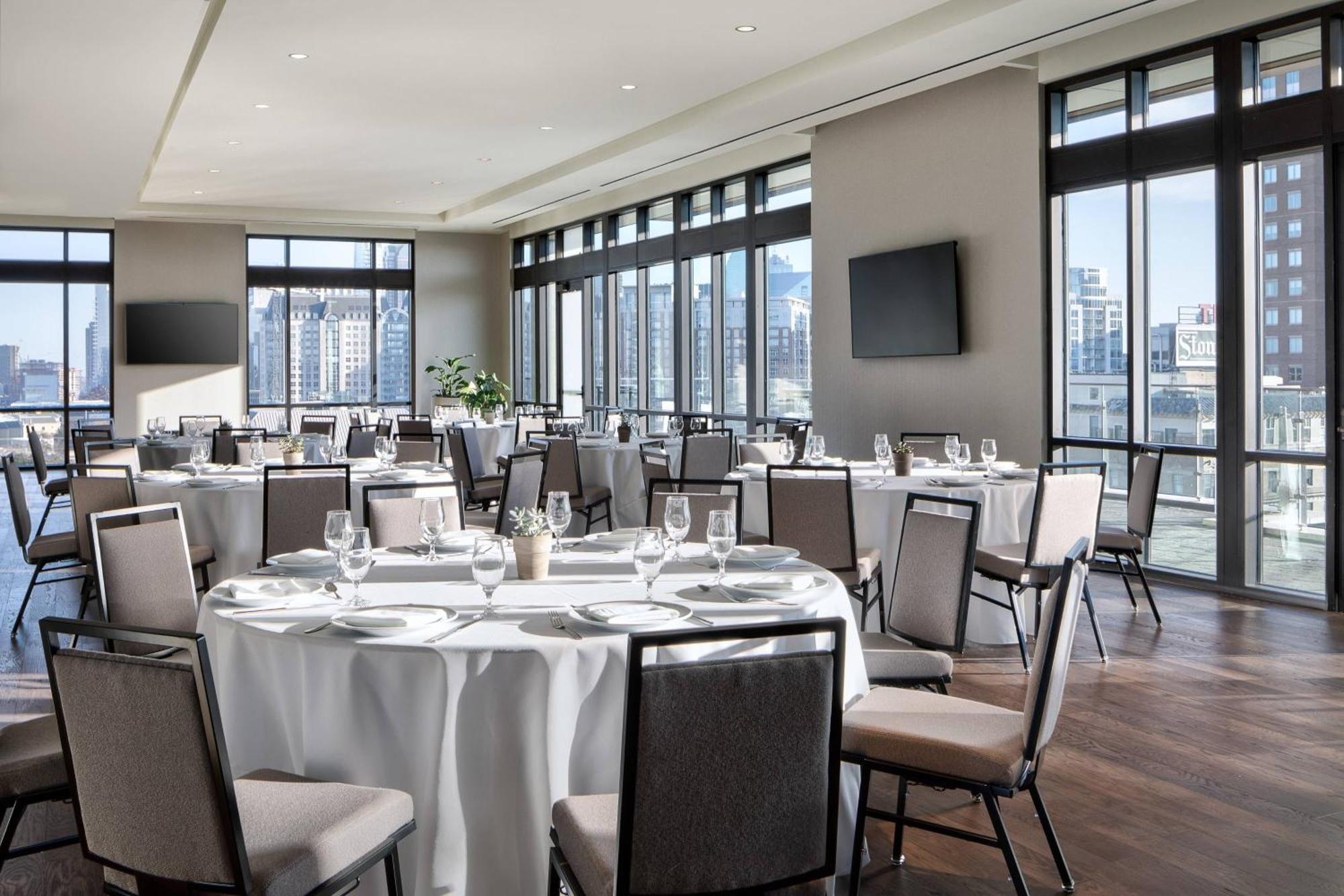 Marriott Dallas Uptown Bagian luar foto