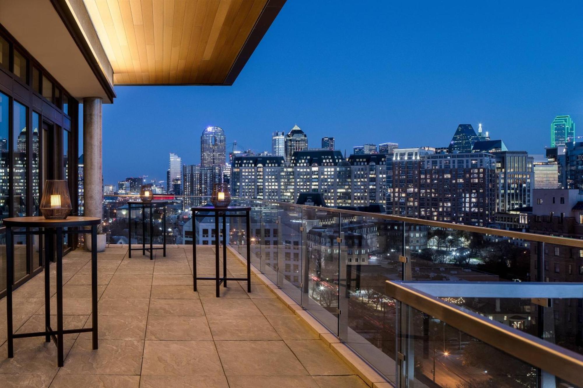 Marriott Dallas Uptown Bagian luar foto