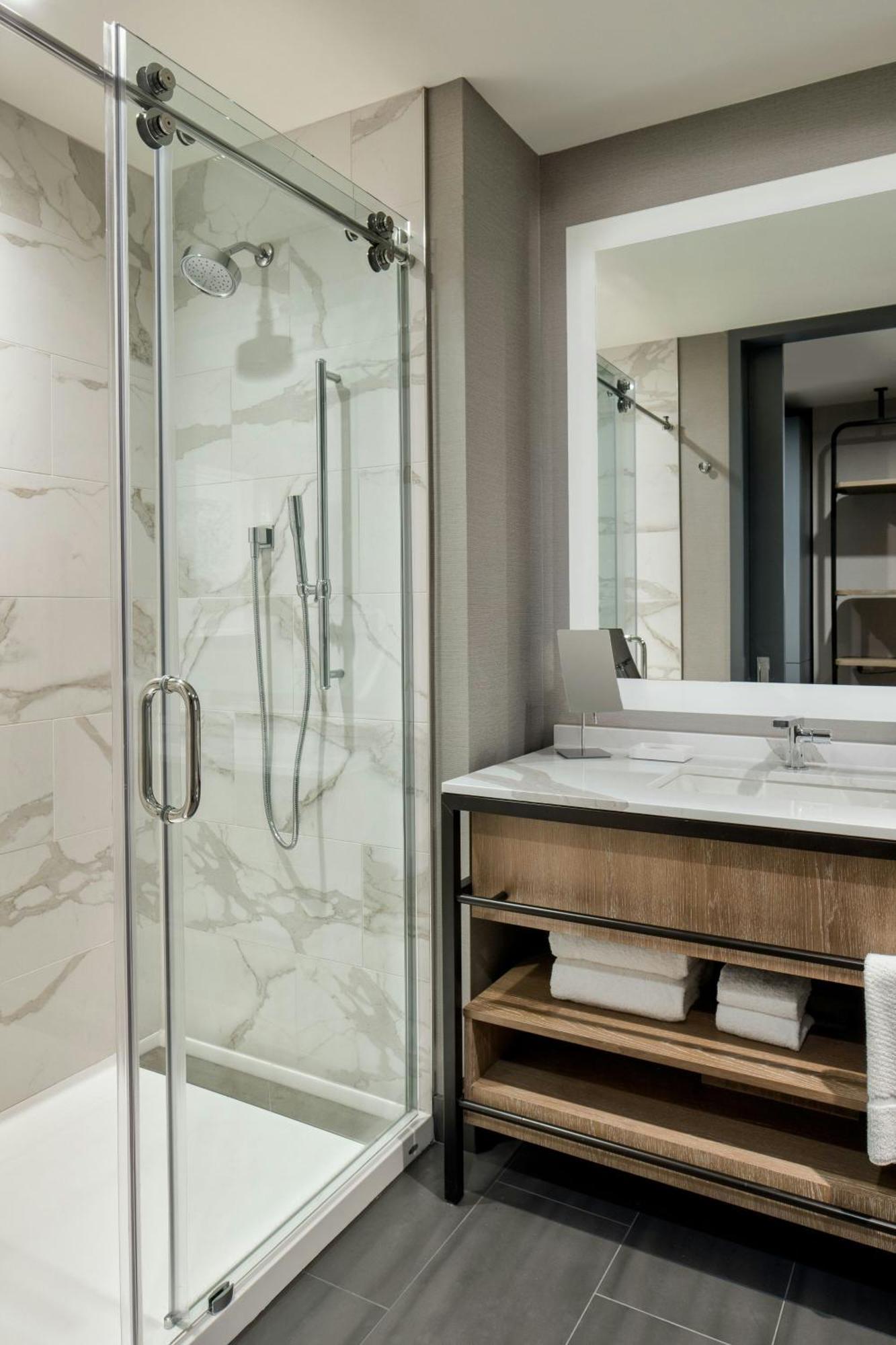 Marriott Dallas Uptown Bagian luar foto