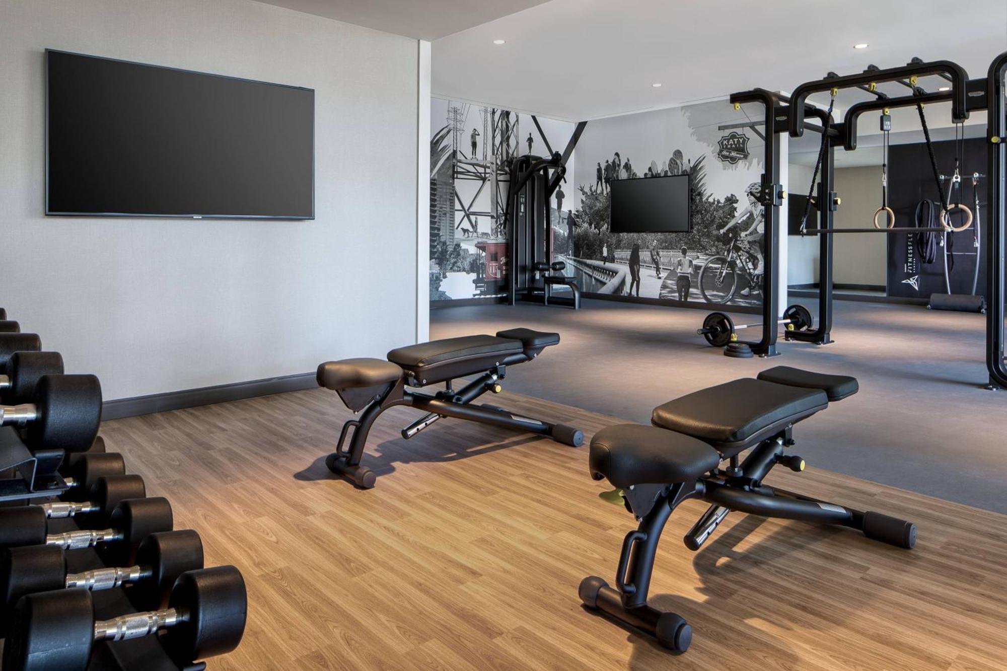 Marriott Dallas Uptown Bagian luar foto